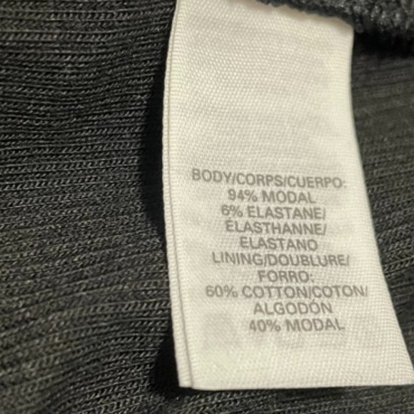 Victoria's Secret Drapey Pocket Lined Black Miniskirt Large - Picture 11 of 13